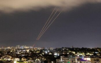 Iran Serang Israel dengan Ratusan Drone dan Rudal